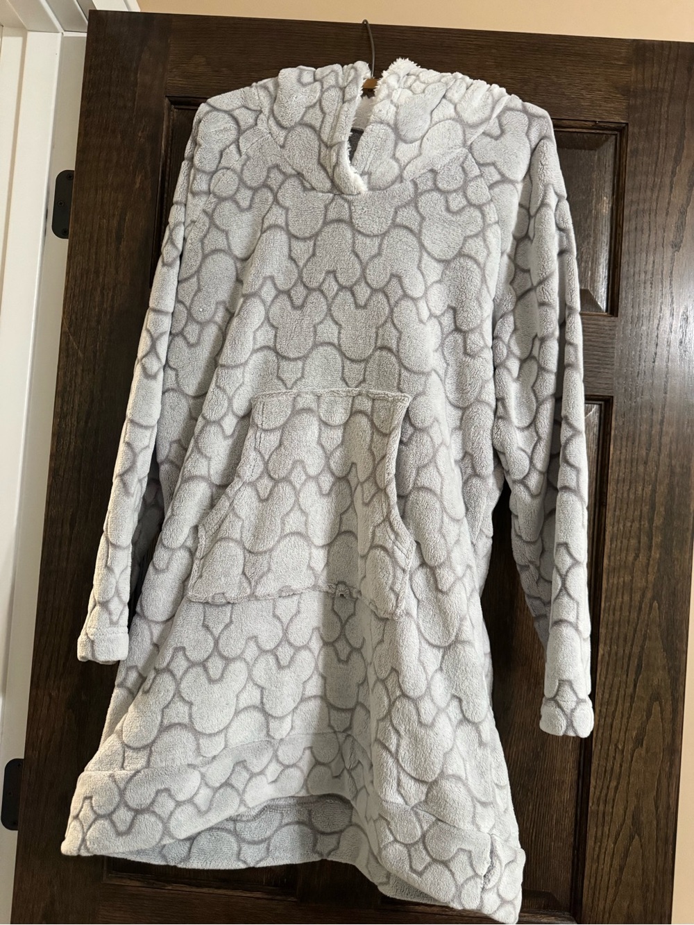 Disney Plush Light Gray Patterned Cowl Sweater